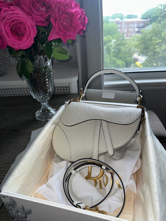 Dior Handbags - Dior Saddle bag latte